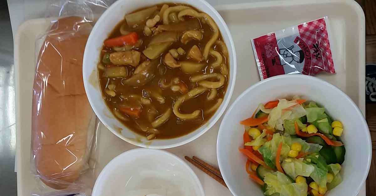 Menu Makan Siang di Kantin Sekolah Jepang Ini Bikin Ngiler | HOCK