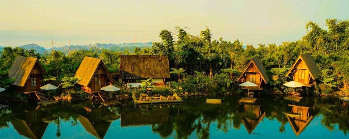 Wisata Kuliner di Bandung Sambil Menilmati Pemandangan Alam